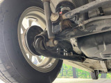 お車を安心してお乗りいただく為には、足回りの定期点検が欠かせません。サービスサポート(有償保証)では無料点検もご提供しており、安心のカーライフをお過ごしいただけるサポート体制が整っています。