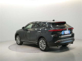 ご覧の車両以外にも多数のU-Carを展示販売しております。