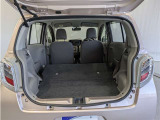 2列目シートを倒すと、大きな荷物の積載も可能です