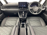 ヴォクシー 1.8 ハイブリッド S-Z E-Four 4WD 修復歴無し