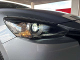 LEDヘッドランプ装備・消費電力が少なく明るいので夜間走行も安心して運転出来ます。