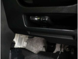 ETC!料金所も止まる事無くスイスイです!窓を開ける必要も無いので雨や花粉、排気ガスの浸入もありません!今や必需品ですネ!