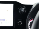 ポケットやバッグからキーを出さずにスマートに乗り込め、ボタンプッシュでおしゃれにエンジンスタートです。盗難防止イモビライザーも装備で安心です!