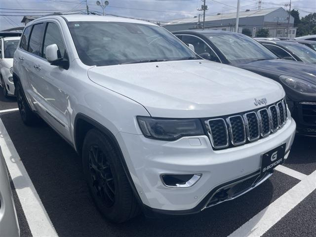 グランドチェロキー リミテッド 4WD 禁煙車 黒革温冷シート 純正ナビ