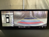 360度モニターは、4つのカメラによる前後左右・俯瞰映像でドライバーからは見えない領域の危険認知をサポート!全周囲の死角を減らし、狭い駐車場や幅寄せ、T字路の進入などの運転の安心感を高めますッ!