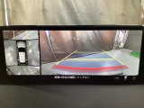 360度モニターは、4つのカメラによる前後左右・俯瞰映像でドライバーからは見えない領域の危険認知をサポート!全周囲の死角を減らし、狭い駐車場や幅寄せ、T字路の進入などの運転の安心感を高めますッ!