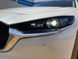 【アダプティブ・LED・ヘッドライト】夜間走行をアシストする3つの機能で構成されています。市街地走行から高速走行まで幅広い道で、ドライバーの夜間走行をアシストしてくれます。詳しくはスタッフまで!
