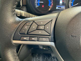 手元でナビの音量調整等が出来るのでナビの操作によるわき見運転を防止することが出来ます。