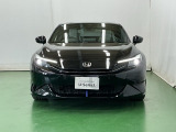LEDヘッドライトを装備しています。LEDヘッドライトはとても明るく、雨の日や夜間走行も安全・安心です。オートライトコントロール付きで周囲の明るさに応じて自動で点灯・消灯します