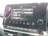メモリーナビです。Bluetoothで好きな音楽を聴く事ができるので、ドライブがひときわ楽しくなっちゃいますね♪NISSAN CONNECTも利用出来ます。