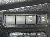 ネッツトヨタ静浜は&rdquo;キレイ&rdquo;にこだわっています。特設サービス工場で、新しく生まれ変わった車!内装・外装の徹底的な掃除、シートを外してニオイの元まで消臭・除菌、見えにくいエンジンルーム内もキレイ!