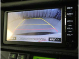 バックガイドモニターで、後方を確認しながら安心して駐車することができます。運転初心者も熟練者も必須の機能ですよ!