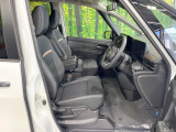 運転席シート廻りは使用感も少なく、良好な状態となっています。丁寧に使われていたことがよくわかりますね。