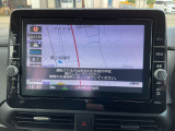 ディーラー純正ナビゲーション付き、行きたい所に案内してくれます。楽しいドライブのお手伝い(*&acute;&nabla;`)ノ