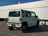 街中はもちろん、カーブが続く道でもスムーズでリニアな運転が楽しめるように、ボディやシャシーにもスカイアクティブ技術が盛り込まれております。