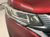 LEDヘッドライトは、点灯の瞬間から最大光量を発揮し、突然暗くなるトンネルなどでの安定感を高めます。