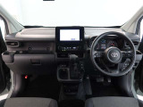 見通しのよいすっきりとした視界で、誰でも運転しやすいです。運転のしやすさは疲れにくさにも繋がりますよ♪