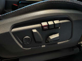 【Mパッケージ】運転席・助手席メモリー機能付電動シート/運転席アクティブシート(マッサージ機能付き)