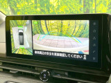 【アラウンドビューモニター】専用のカメラにより、上から見下ろしたような視点で360度クルマの周囲を確認することができます☆死角部分も確認しやすく、狭い場所での切り返しや駐車もスムーズに行えます。