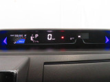 ドライブアシストイルミネーション。エコ運転時や注意喚起時など運転状況によって照明色が変化。楽しいです