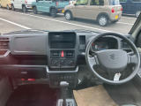 現車確認をご希望の際は、ご希望の日時等を営業スタッフ までご連絡下さい。もちろんお見積りメールでのご連絡もお待ちしております♪