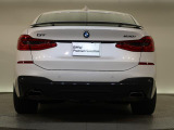 BMWのお車は、走行の安定性とコーナリングの良さを追求し、思い通りにハンドルの操作可能です。試乗車もご用意しておりますので、ぜひ&ldquo;駆け抜ける歓びをご体感ください!