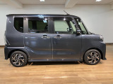 当店でご購入頂いた車両は全車車検整備又は法定12か月点検を行い、エンジンオイル・オイルフィルター・フロントワイパーゴム・バッテリーの交換を行っています、整備費用は本体に含まれてますので安心ですよ♪