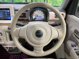 【純正革巻きステアリング】上質な革を使用することで、手にしっかり馴染みとても運転しやすいハンドルです♪