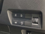 【両側パワースライドドア】狭い駐車スペースなどでの 乗り降りラクラク!小さなお子さまのいるご家庭には嬉しい装備です!