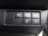 ★パーキングセンサーシステム★駐車時などに自車の前後の障害物を検知。★VSA(ABS+TCS+横すべり抑制)★雨・雪の日や、急ハンドル時に起こる横すべりへの備えを。