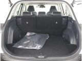 広々としたラゲージスペースを備えています。大きなものや長さのある荷物もしっかりと積み込めます。