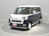 【斜め左前】精悍な印象を与えるネイビーカラー。小回りが利くので、細い道や狭い駐車場でもスムーズに運転できます。