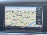 ●純正ナビ:一体感のあるナビは、高級感ある車内を演出してくれます。Bluetooth再生などオーディオ機能も充実しておりますので、運転もより楽しめます♪
