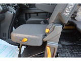 【助手席シート】試乗車上がりで使用感も少なく、シート状態良好です!