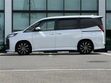 【左】当社基準による調査の結果、修復歴車と判断された車両は一部店舗を除き、販売を行なっておりません。万一、納車時に修復歴があった場合にはご契約の解除等に応じます。