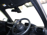 見通しのよいすっきりとした視界で、誰でも運転しやすいです。運転のしやすさは疲れにくさにも繋がりますよ♪
