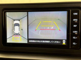 バックモニター付なので後退時に後方が見えるので安心。 車は構造上、死角がたくさんなので万が一を考えると必須ですね。 あくまで補助の為の装備、バックは目視で確認する事が重要ですよ。