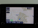 ディスプレイオーディオを装備。スマホとクルマをつなぐことで、これまでのナビに加えて、いろんなサービスが楽しめます