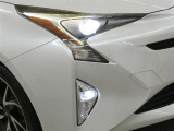 LEDヘッドライトです。デザイン性がよくとても明るいので、夜間の走行や悪天候でも安心です。しかも長寿命!