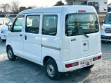 当店では軽自動車から普通車まで幅広くオールメーカーの車種・色・グレードを豊富に揃えております。