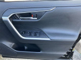 各種スイッチです