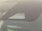 【トヨタセーフティセンス】走行中に前方の車両等を認識し、衝突しそうな時は警報とブレーキで衝突回避と被害軽減をアシスト。より安全にドライブをお楽しみいただけます。