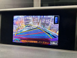 【バックカメラ】運転席から画面上で安全確認ができます。駐車が苦手な方にもオススメな便利機能です。
