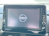 【純正9型ナビ】人気の大型純正9インチナビを装備。存在感のある大画面はインパクト大!ナビ利用時のマップ表示は見やすく、テレビやDVDは臨場感がアップ!いつものドライブがグッと楽しくなります♪