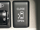 【パワースライドドア】スマートキーや運転席のスイッチでスライドドアの開閉が可能♪電動だから力を入れてドアを開ける必要が無く、小さいお子様でも、重い荷物を持っている時もラクに開け閉めできます♪