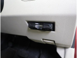 ETC車載器付き☆ セットアップ作業もご依頼いただければご納車までに行います!納車当日から有料道路をご利用いただけます♪