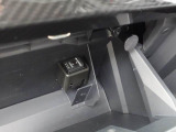 運転席&助手席シートヒーター:座面を