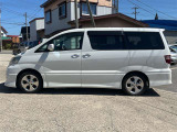 夜22時までライトアップ!展示車見放題!夜間はスタッフも居ませんが、時間を気にせず心置きなく御覧ください。