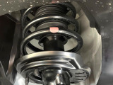 お車を安心してお乗りいただく為には、足回りの定期点検が欠かせません。サービスサポート(有償保証)では無料点検もご提供しており、安心のカーライフをお過ごしいただけるサポート体制が整っています。