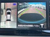 アラウンドビューモニターまるで車を真上から映したような映像で、前後左右の感覚が分かります♪車庫入れや駐車時に大活躍の機能です。